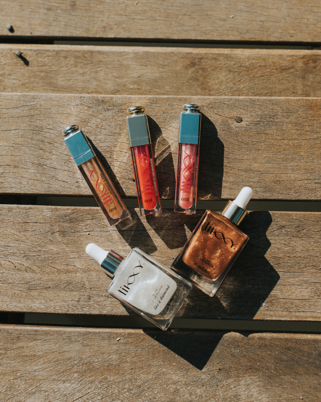 AURA: 2 Glosses & 1 Óleo