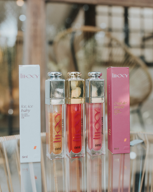 AURA: 2 Glosses & 1 Óleo
