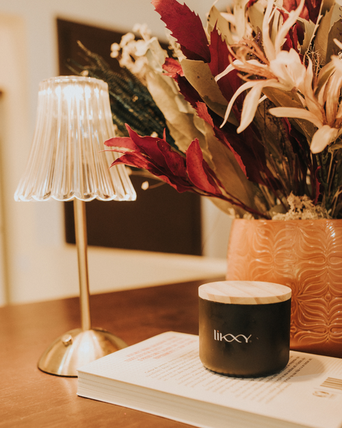 BOM DIA, RAINHA: Gloss, Caneca & Vela
