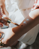 AURA: 2 Glosses & 1 Óleo